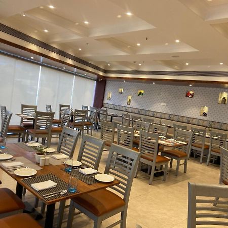 The Fern Residency Turbhe Hotel Navi Mumbai Buitenkant foto