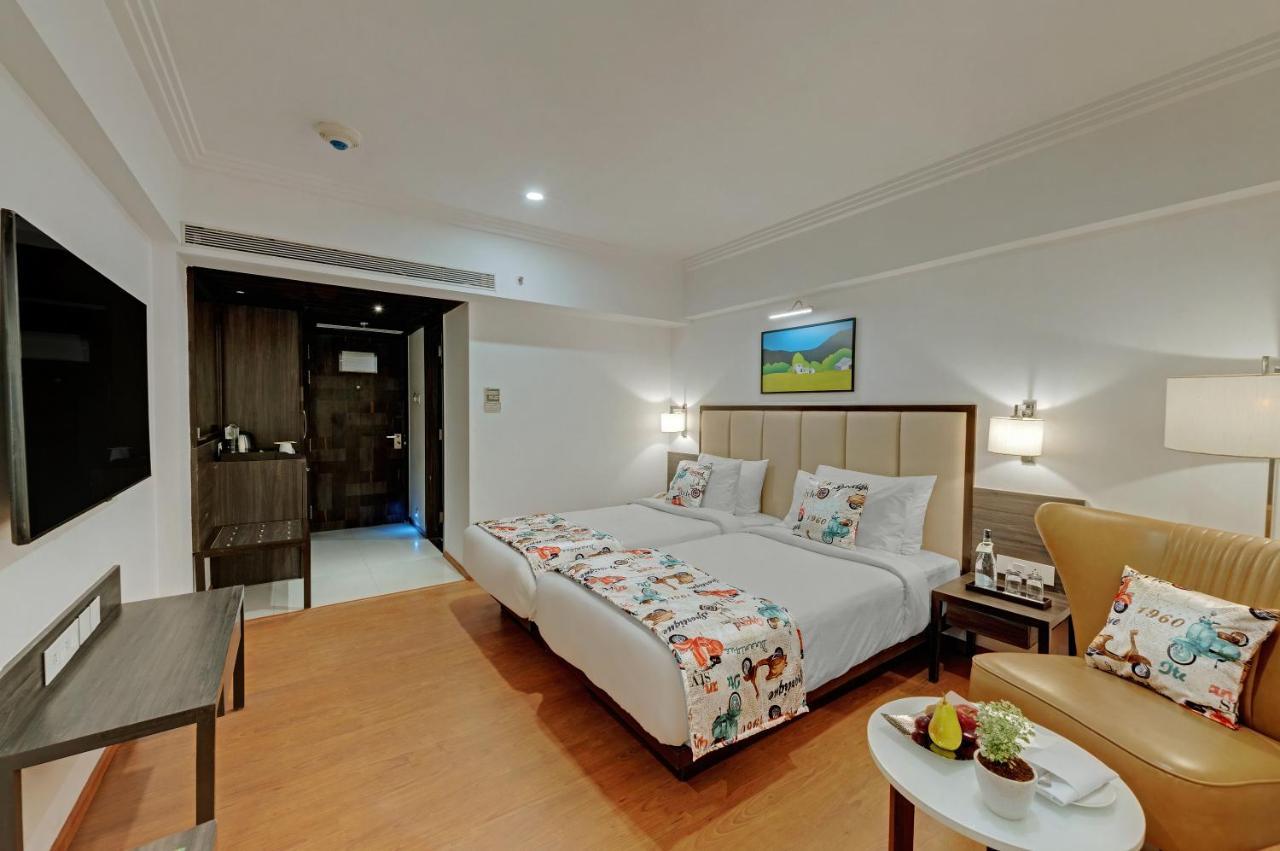 The Fern Residency Turbhe Hotel Navi Mumbai Buitenkant foto