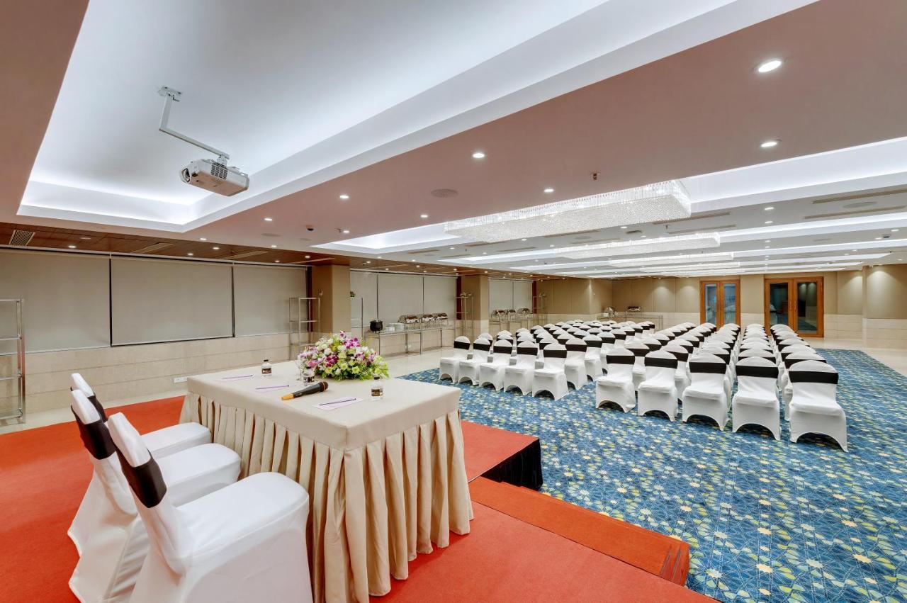 The Fern Residency Turbhe Hotel Navi Mumbai Buitenkant foto