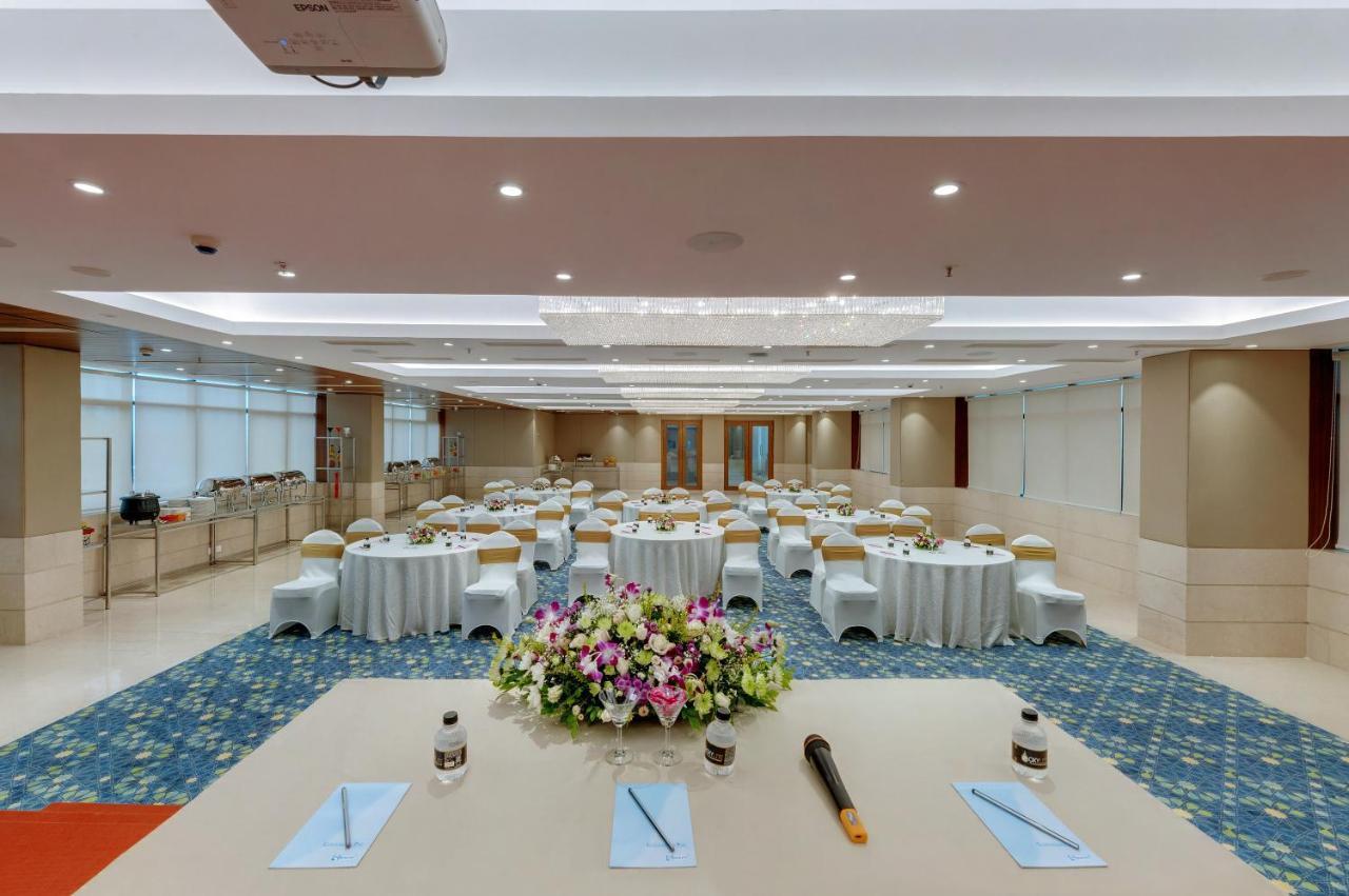 The Fern Residency Turbhe Hotel Navi Mumbai Buitenkant foto